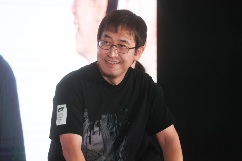 일본 공포만화 대표 작가인 이토 준지가 27일 서울 마포구 엘시(LC)타워에서 열린 팬미팅에서 질문에 답하고 있다. 연합뉴스