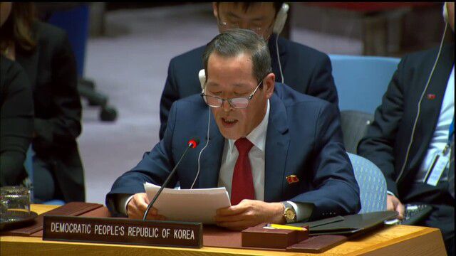 김성 주유엔 북한대사가 30일(현지시각) 유엔 안전보장이사회 회의에 참석해 발언하고 있다. 유엔 웹 티브이(TV) 누리집 갈무리