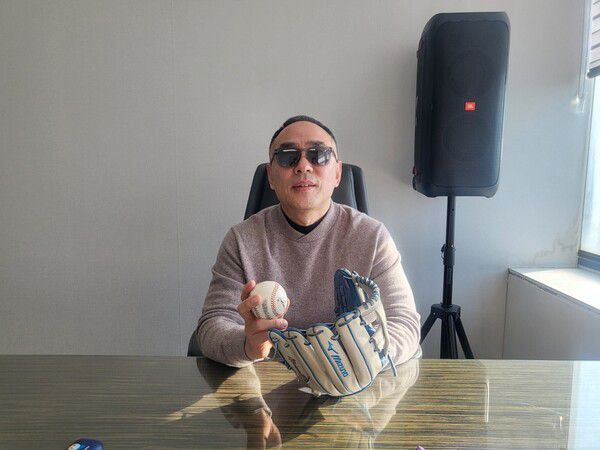 이강원 새 인천시야구·소프트볼협회 회장. 이승욱 기자