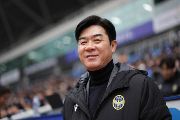 윤정환 인천 유나이티드 감독. 한국프로축구연맹 제공