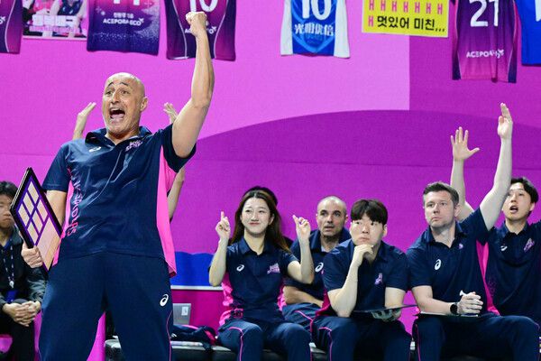 마르첼로 아본단자 흥국생명 감독. 한국배구연맹 제공