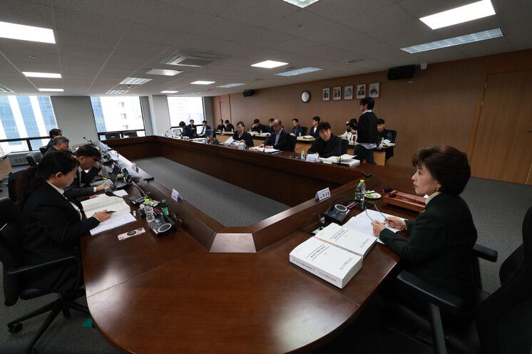 1일 오후 서울 중구 진실과화해위 제103차 전체위원회서 박선영 위원장이 발언하고 있다. 정용일 선임기자 yongil@hani.co.kr