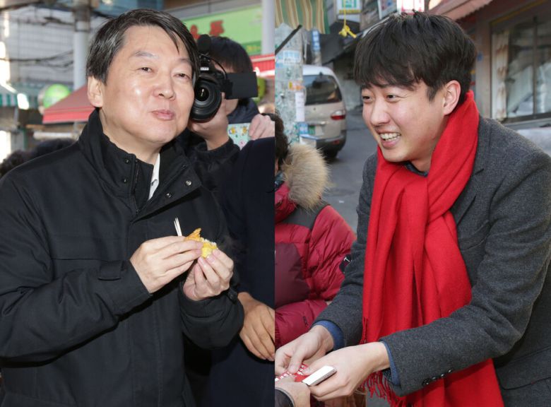 2016년 2월6일 국민의당 안철수 공동대표와 새누리당 이준석 전 비상대책위원이 노원구 내 시장에서 각각 주민들에게 새해 인사를 하고 있다. 연합뉴스