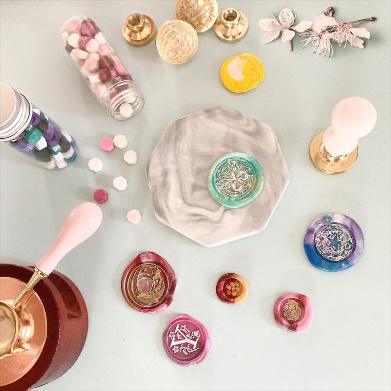 윤서영씨가 만든 다양한 실링왁스 작품. 장선희 제공