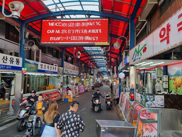 28일 찾아간 서울 성동구 마장동 마장축산시장 상가 풍경.