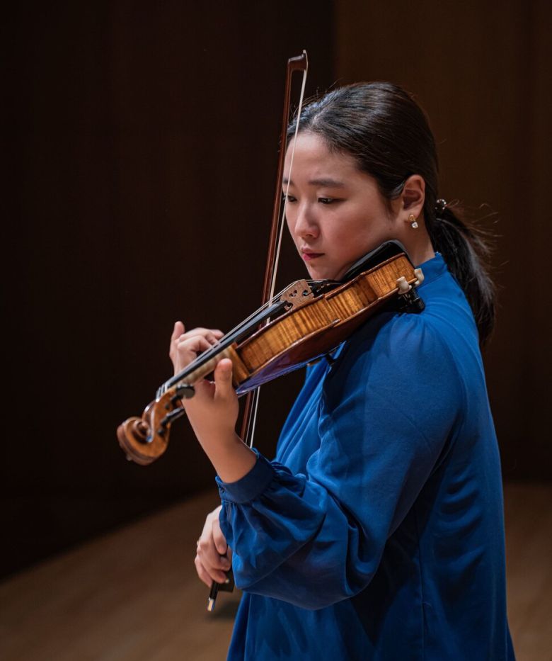 시벨리우스 국제 바이올린 콩쿠르에서 우승한 박수예가 지난 2월 금호아트홀에서 연주하고 있다. 금호문화재단 제공
