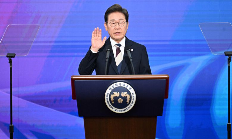 이재명 대통령이 4일 국회에서 취임 선서를 하고 있다. 공동취재사진