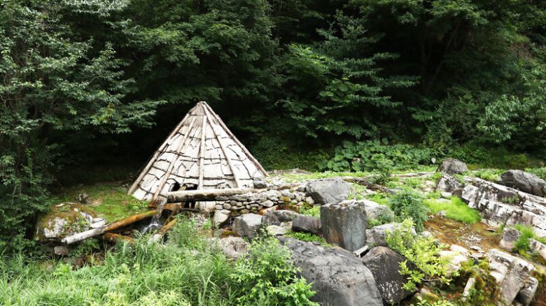 환선굴 가는 길에 만나는 ‘삼척 대이리 통방아’. 100여년 전 만들어졌다. 박미향 기자