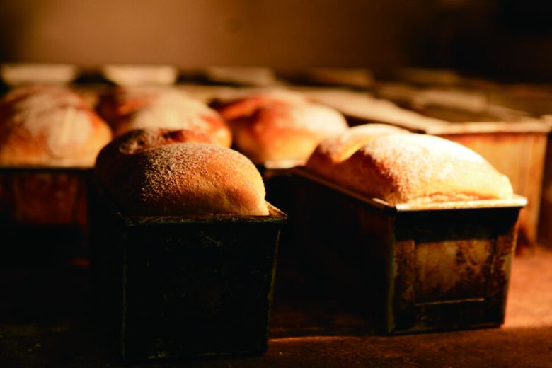 시골빵집 다루마리의 대표 상품이던 ‘일본 식빵’이 가마 속에서 구워지기를 기다리고 있다. 더숲 제공