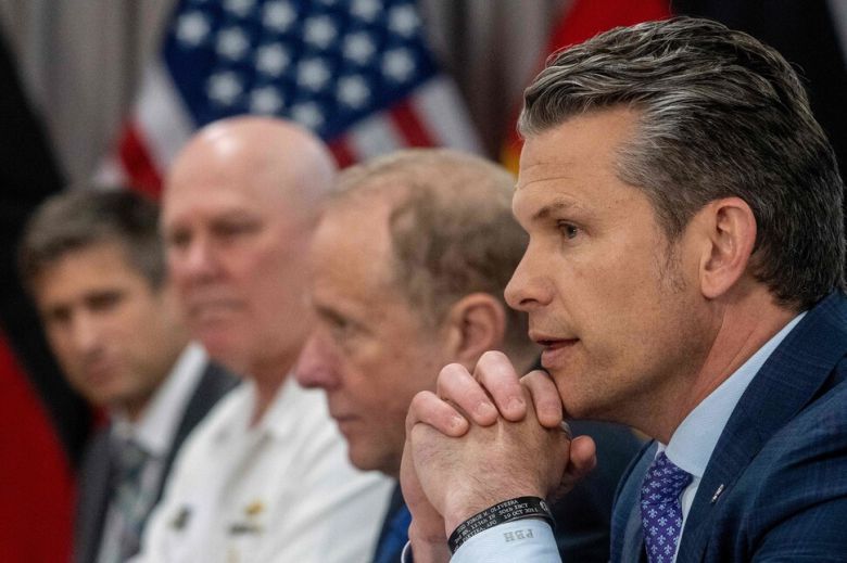 14일(현지시각) 펜타곤에서 피트 헤그세스 미국 국방장관이 보리스 피스토리우스 독일 국방장관 회담을 가졌다. 알링턴/AFP 연합뉴스