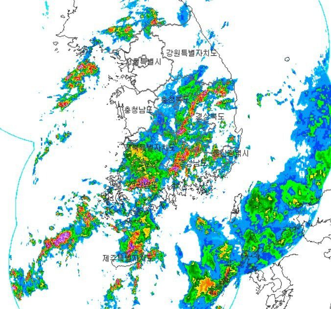 18일 오후 6시20분 기상 레이더 화면. 기상청 제공