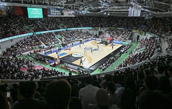 평가전 1~4차전은 3차전을 제외하고 빠르게 매진됐다. 사진은 4차전 모습. 협회 제공