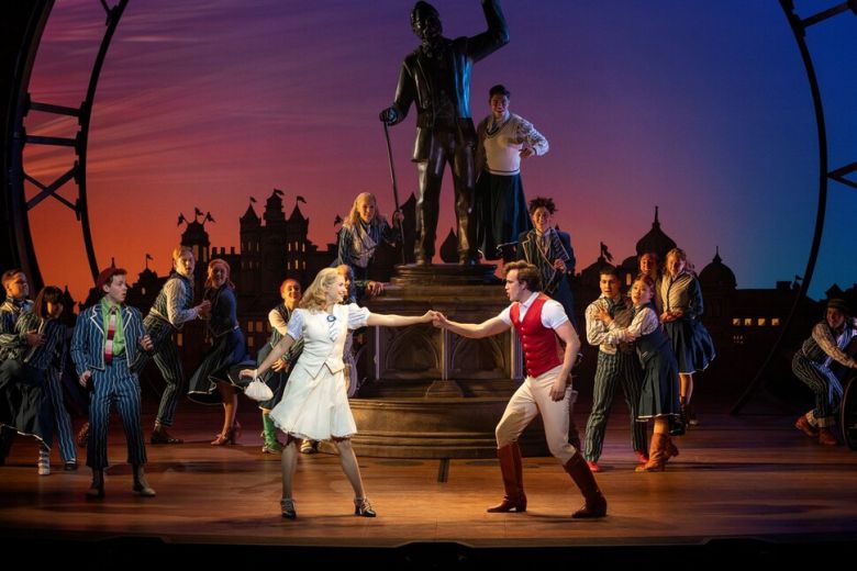 뮤지컬 ‘위키드’ 공연 장면. ⓒ제프 버즈비(Jeff Busby)