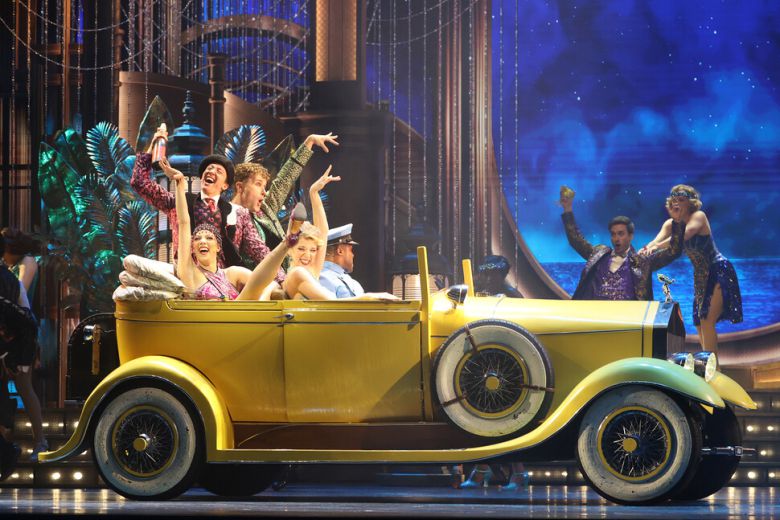 6일 서울 강남구 지에스(GS)아트센터에서 열린 뮤지컬 ‘위대한 개츠비’ 프레스콜에서 배우들이 하이라이트 장면을 시연하고 있다. 연합뉴스