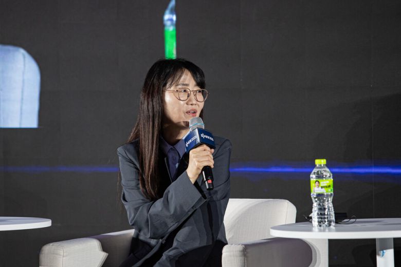BCWW 스페셜 세션에 참여한 김은희 작가. 한국콘텐츠진흥원 제공