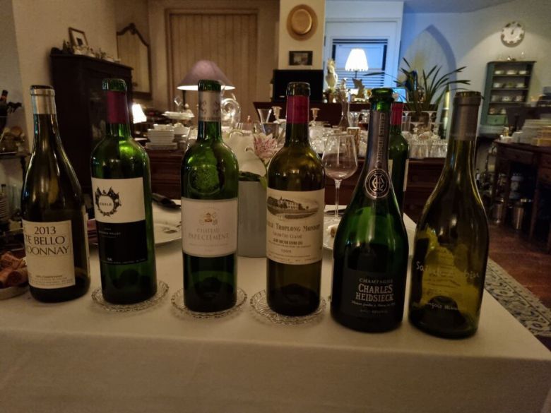 프랑스 미국 칠레 등에서 난 다양한 빈티지의 와인들. 천호성 기자