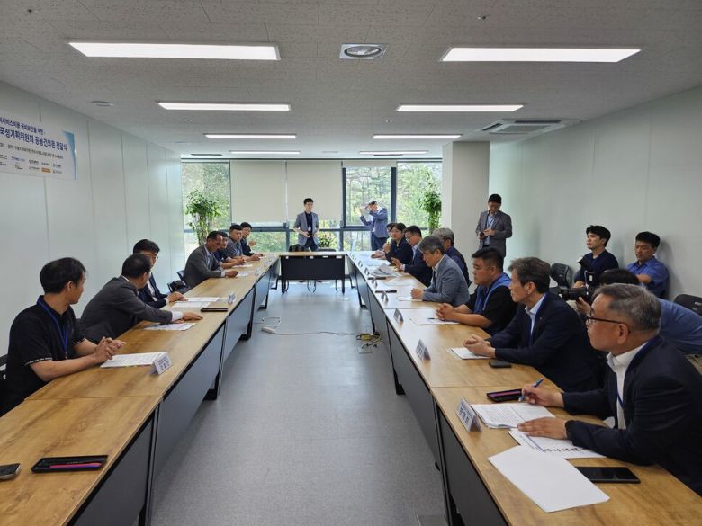 지난 7월 전국 6개 도시철도 노사 대표들이 국정기획위원회에 지하철 무임승차 손실액 국비 보전을 건의하고 있다. 부산교통공사 제공