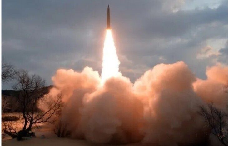 북한이 미사일을 발사하는 자료 사진. 조선중앙통신 연합뉴스