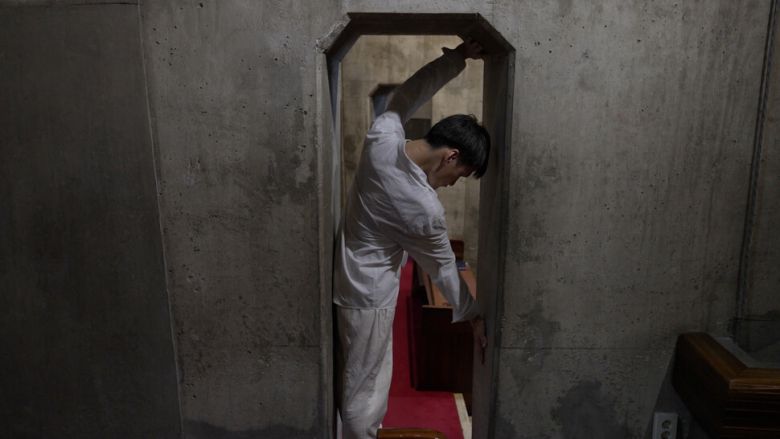 문승현 작가의 영상 작업물 ‘경계에서’(2024). 문승현 작가 제공