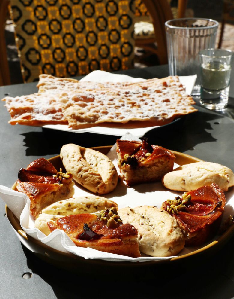 ‘줄리앵과 함께하는 아비뇽 구르메 투어’를 통해 경험한 간단한 간식들. 박미향 기자