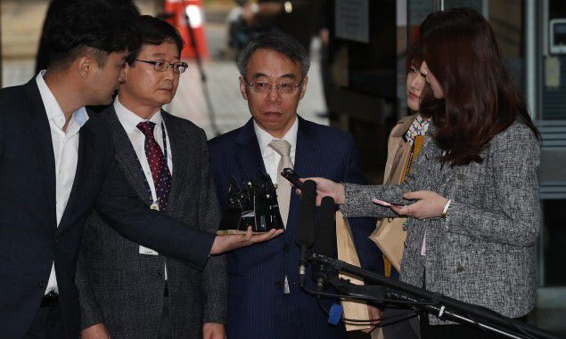 임종헌 전 법원행정처 차장이 지난 2018년 10월26일 오전 서울 서초구 서울중앙지법에 영장실질심사를 받기 위해 출석하고 있다. 백소아 기자 thanks@hani.co.kr