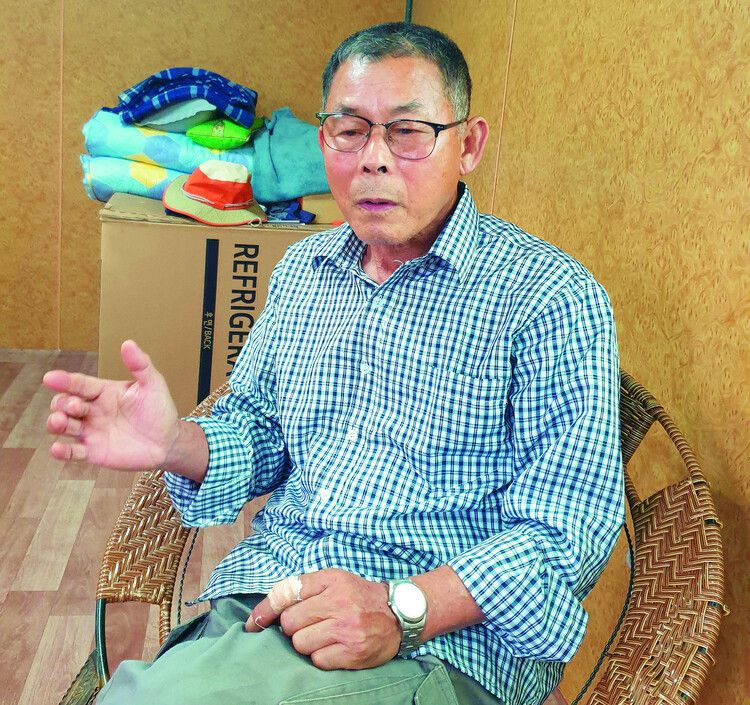 2021년 전남 여수 자택에서 한겨레와 만나 국가폭력 피해 상황을 말한 김양기씨. 전두환 신군부는 김씨가 보도연맹 사건으로 희생된 아버지의 복수를 하기 위해 간첩활동을 했다는 누명을 씌웠다. 김용희 기자