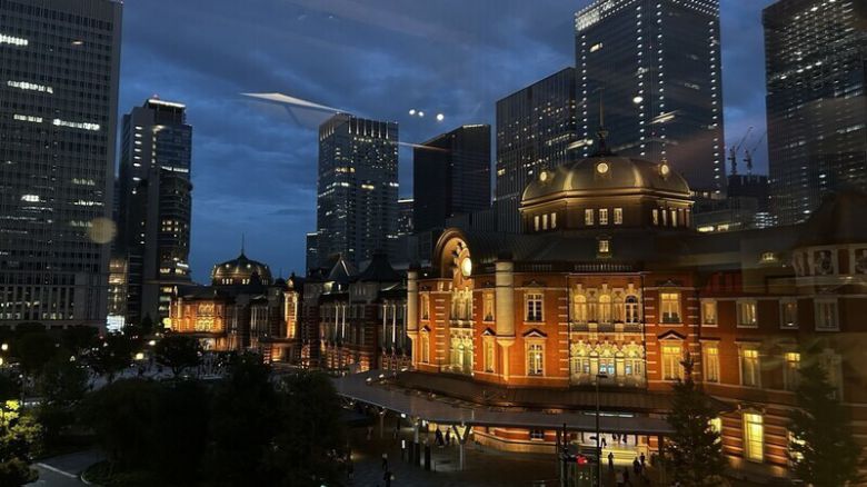 현재 도쿄역과 주변 고층 빌딩군의 풍경. 한겨레 자료사진