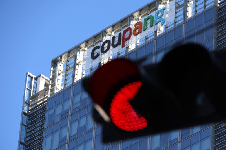 지난 1일 서울 송파구에 위치한 쿠팡 본사의 모습. 류우종 선임기자 wjryu@hani.co.kr