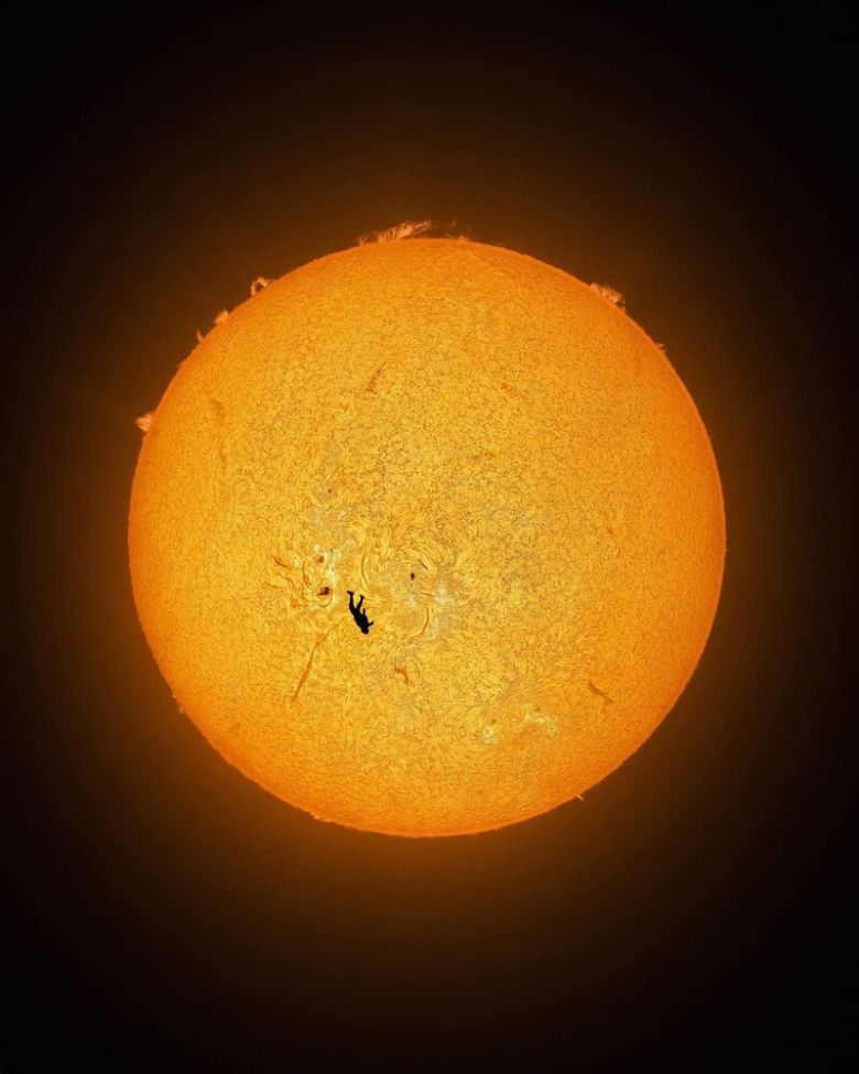 네이처가 뽑은 올해의 과학사진 ‘이카루스의 추락’. Andrew McCarthy/cosmicbackground.io