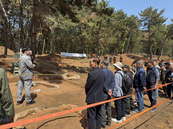 산감학원 옛 터 유해 발굴 현장. 경기도 제공