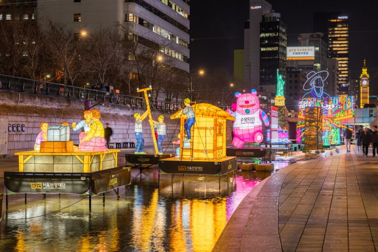 ‘서울빛초롱축제’의 볼거리. 서울관광재단 제공