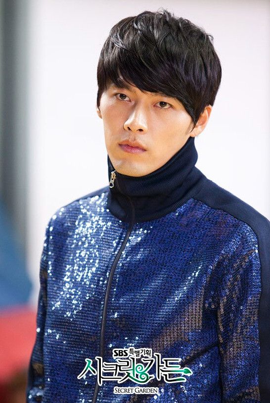 ‘시크릿 가든’ 1회. 재벌 3세 김주원. 오만과 독설로 사랑에 빠진 것을 강력하게 부인하는 ‘츤데레’ 캐릭터로 인기를 모았지만, 오늘날의 시각에서 보면 상대에 대한 존중이 결여된 태도가 몹시 거슬린다. 에스비에스 제공