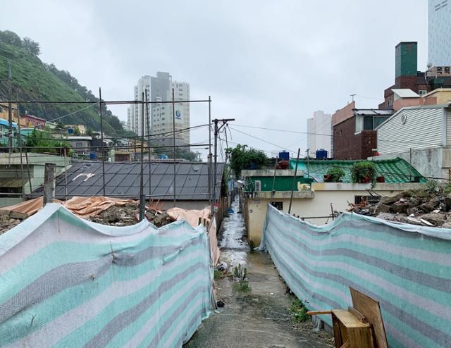 재건축 사업이 진행 중인 부산 진구 전포1동의 모습. 김시덕 제공