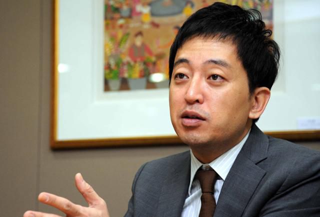 2012년 금태섭 전 변호사가 본보와 인터뷰를 하고 있다. 한국일보 자료사진