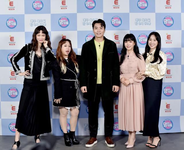 '맘 편한 카페'가 전 세계 시청자와 만난다. 티캐스트 E채널 제공