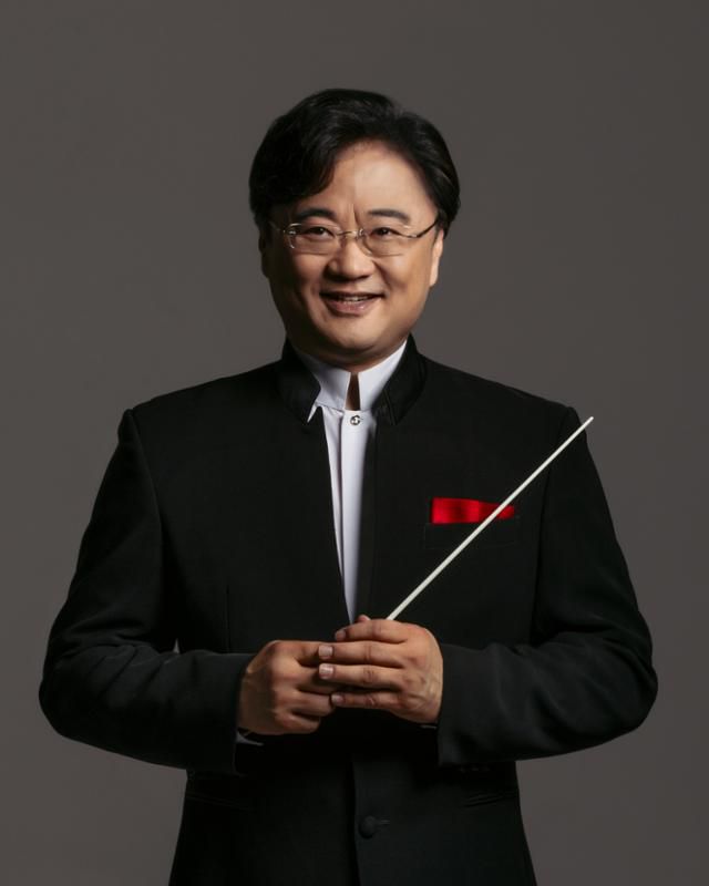 윤의중 국립합창단 단장은 이번 3.1절 기념 공연을 통해 젊은 세대가 음악으로 자연스럽게 애국심을 생각해 볼 수 있는 시간이 되면 좋겠다고 말했다. 국립합창단 제공