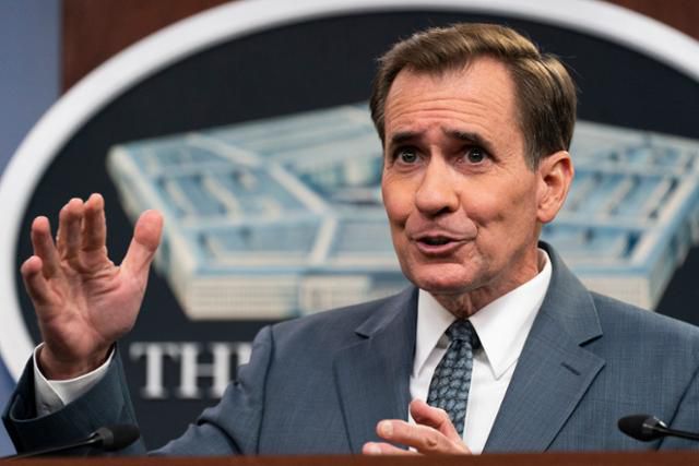 존 커비 미국 국방부 대변인. 19일 미국 워싱턴 국방부 청사에서 언론 브리핑을 하고 있는 모습. 워싱턴=AP 연합뉴스