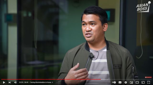 유튜브 채널 'Asian Boss'에 지난달 24일 업로드된 배우 크리스찬 라가힐의 인터뷰 영상. 유튜브 캡처