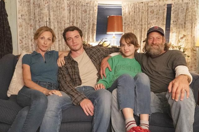 영화 '코다'는 농인 부모와 오빠를 둔 청인 소녀 루비가 가족과의 관계를 유지하며 음악이라는 꿈을 이뤄가는 과정을 그리고 있다. 판씨네마 제공