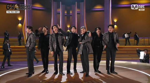 4일(한국시간) 오전 미국 라스베이거스 MGM 그랜드 가든 아레나에서 '제64회 그래미 어워드' 본 시상식이 개최됐다. 엠넷 '2022 그래미 어워드' 캡처