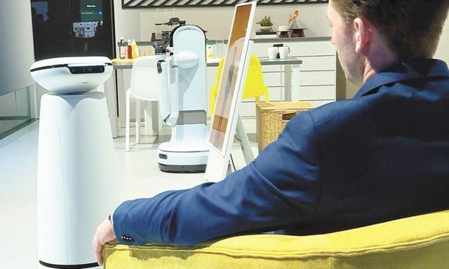 삼성전자가 1월 4일(현지 시간) 미국 라스베이거스 ‘CES 2022’ 전시장에서 선보인 로봇 '삼성봇 아이'의 모습. 삼성전자 제공