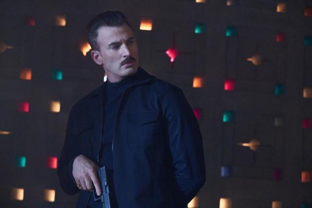 크리스 에번스는 캡틴 아메리카라는 영웅 이미지를 지우고 싶은 걸까. '그레이 맨'에서 우스꽝스러우면서도 야비한 악인을 연기했다. 넷플릭스 제공