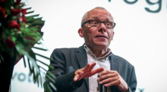 미얀마 문민정부의 경제자문 역할을 맡았던 호주 국적의 숀 터넬 교수의 모습. 이라와디 캡처