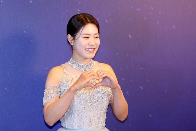 다승왕과 상금왕을 차지한 박민지. 뉴스1