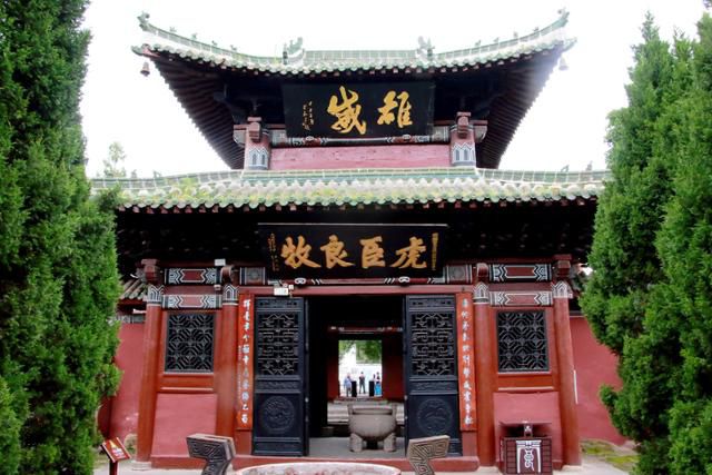 장비 사당인 한환후사의 적만루. ⓒ최종명