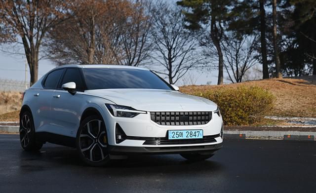 폴스타 2 듀얼 모터