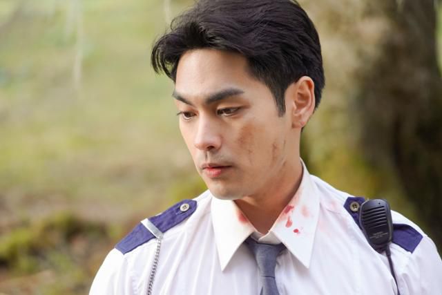 아가와는 좌충우돌하며 마을의 비밀을 밝히려고 하나 그를 가로막는 난관은 많기만 하다. 월트디즈니컴퍼니 코리아 제공