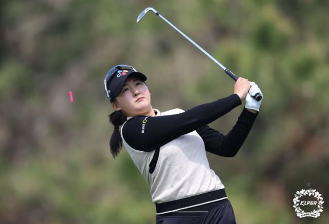 한국 선수들과 동일한 방식으로 정규투어에 오른 KLPGA 1호 외국인 선수인 중국의 리슈잉. KLPGA 제공