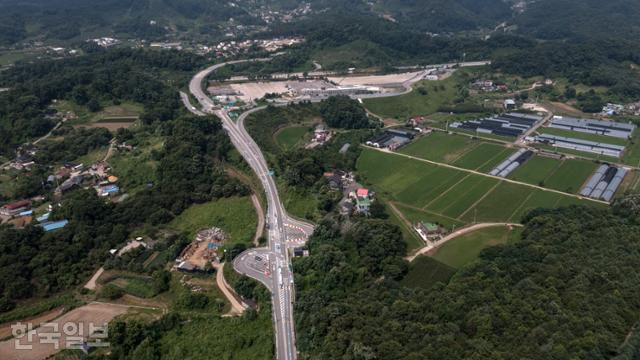 경기 양평군 강상면에 위치한 서울-양평 고속도로 종점 예정지 일대 모습. 하상윤 기자