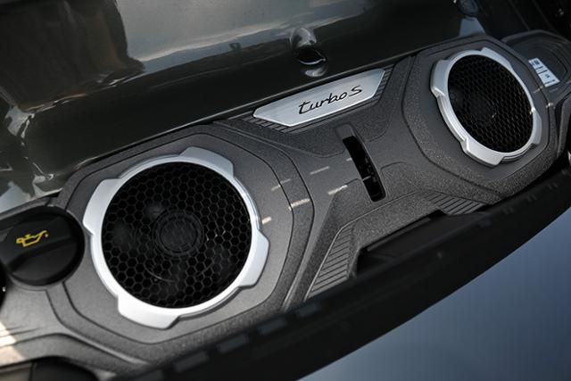 포르쉐 911 터보 S